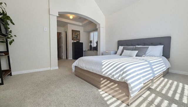 841 Carolina Way, Lantana, TX 76226