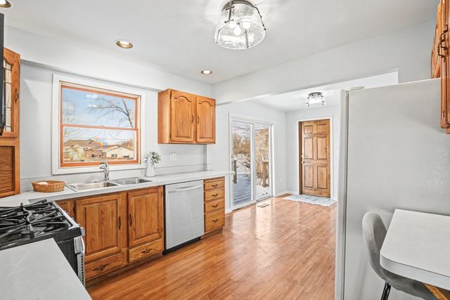 2N643 Diane Avenue, Glen Ellyn, IL 60137