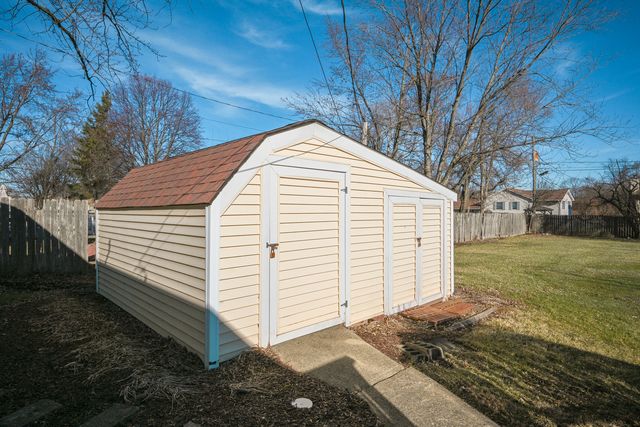 2N643 Diane Avenue, Glen Ellyn, IL 60137