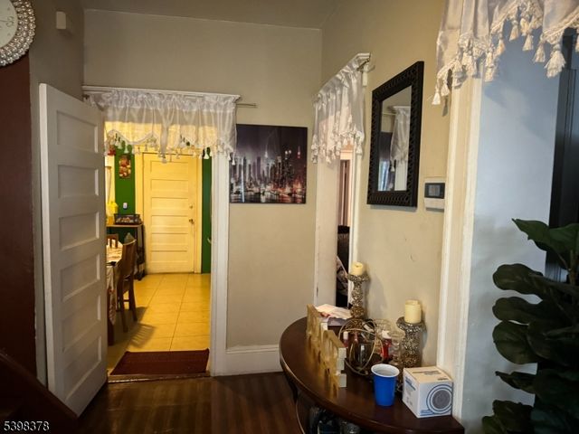 541 E 25Th St, Paterson City, NJ 07514