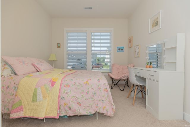 9804 Monte Way, Newburgh, IN 47630