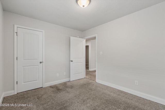 7916 Allen Glen Lane, Olive Branch, MS 38654