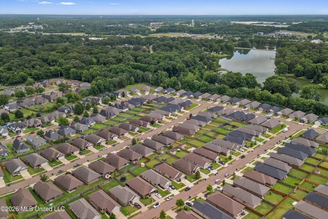 7916 Allen Glen Lane, Olive Branch, MS 38654