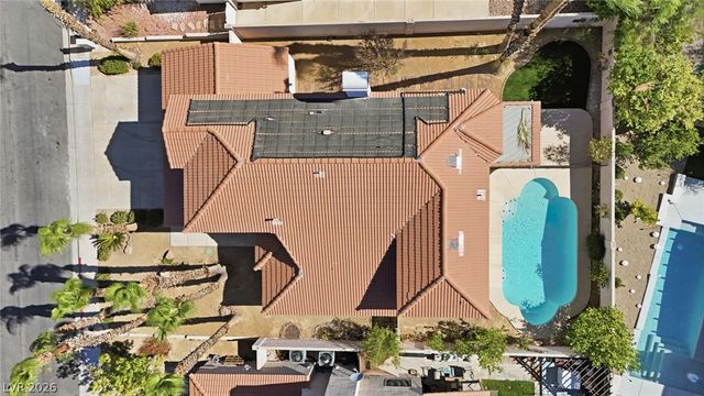 17 Golf View Drive, Henderson, NV 89074