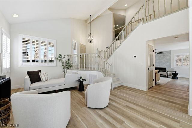 17 Golf View Drive, Henderson, NV 89074