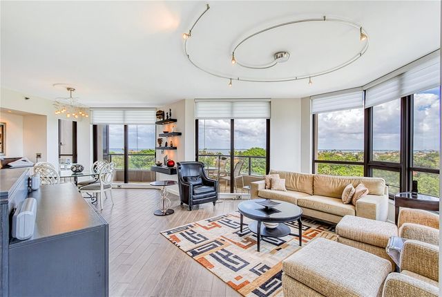 1211 GULF OF MEXICO DRIVE 302, Longboat Key, FL 34228