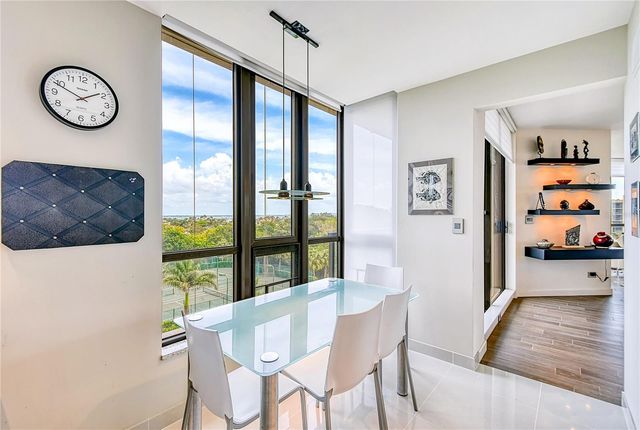 1211 GULF OF MEXICO DRIVE 302, Longboat Key, FL 34228