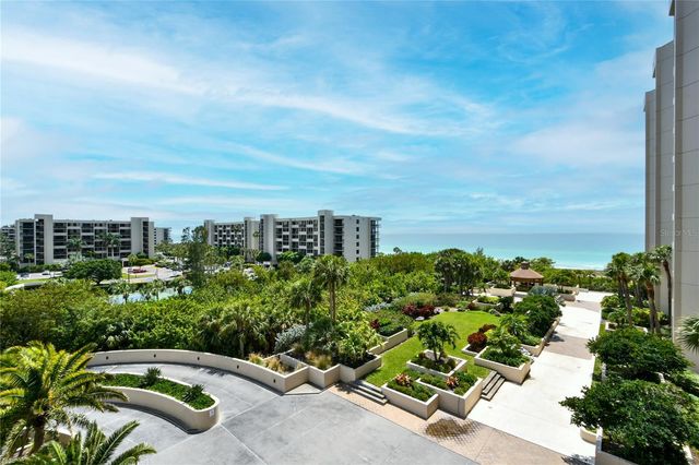 1211 GULF OF MEXICO DRIVE 302, Longboat Key, FL 34228