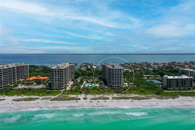 1211 GULF OF MEXICO DRIVE 302, Longboat Key, FL 34228