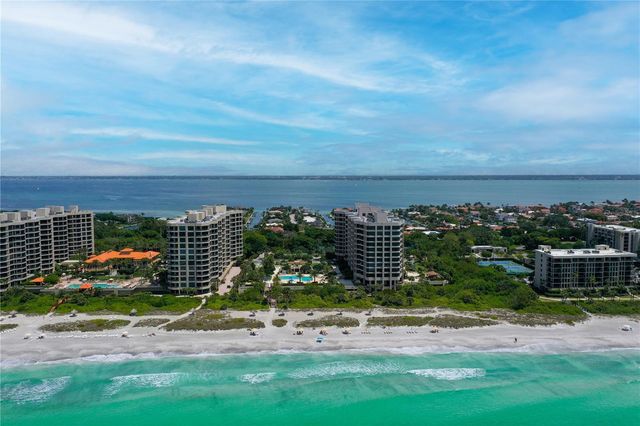 1211 GULF OF MEXICO DRIVE 302, Longboat Key, FL 34228