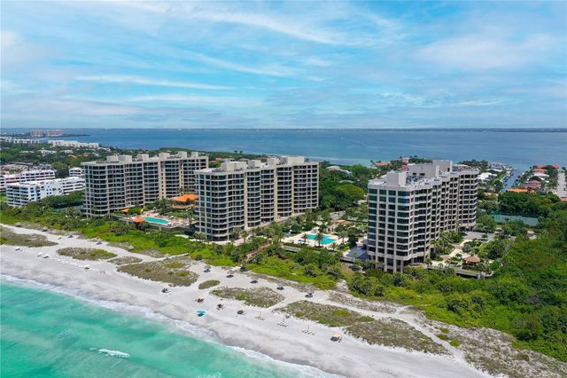 1211 GULF OF MEXICO DRIVE 302, Longboat Key, FL 34228