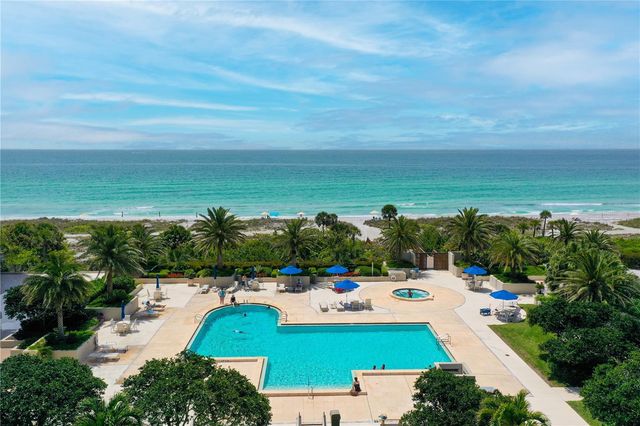 1211 GULF OF MEXICO DRIVE 302, Longboat Key, FL 34228