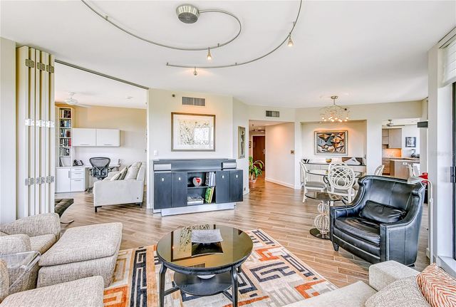 1211 GULF OF MEXICO DRIVE 302, Longboat Key, FL 34228