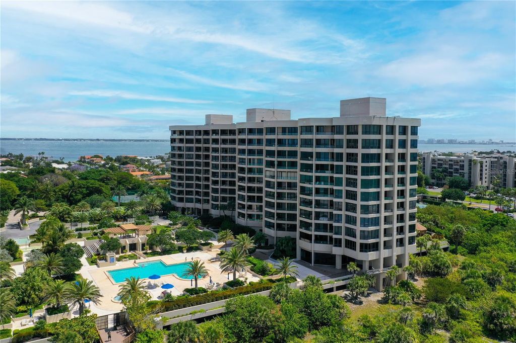 1211 GULF OF MEXICO DRIVE 302, Longboat Key, FL 34228