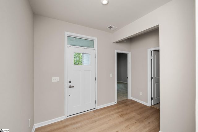 6010 Ives Avenue, Spartanburg, SC 29307