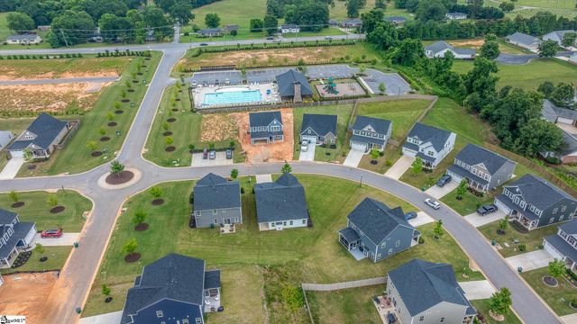 6010 Ives Avenue, Spartanburg, SC 29307