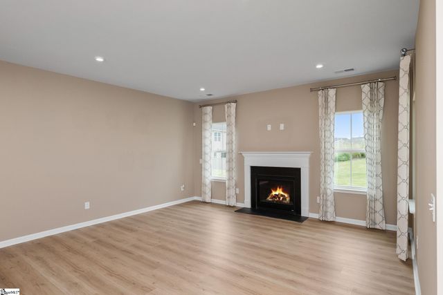 6010 Ives Avenue, Spartanburg, SC 29307