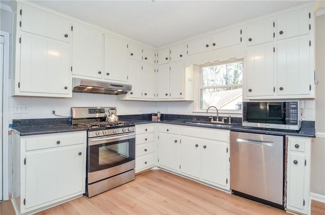 5448 Aucilla Creek Lane, Stone Mountain, GA 30087