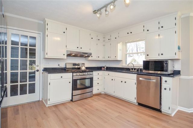 5448 Aucilla Creek Lane, Stone Mountain, GA 30087