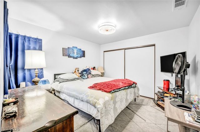 4735 Belshire Drive, Las Vegas, NV 89147