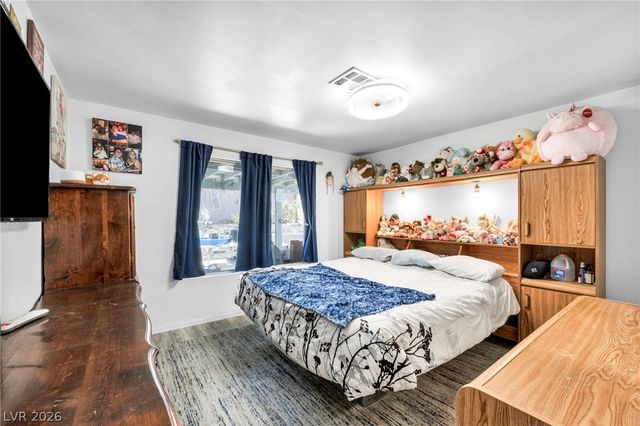 4735 Belshire Drive, Las Vegas, NV 89147
