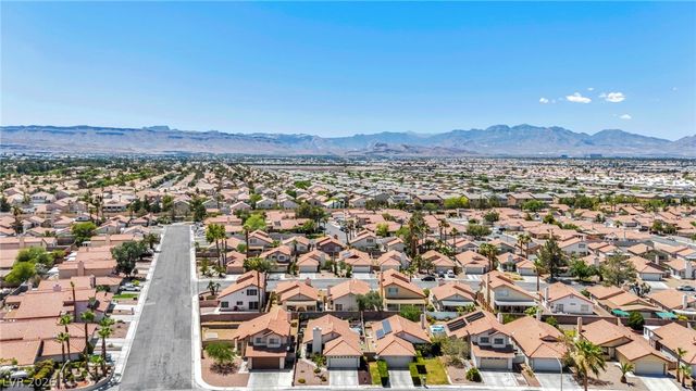 4735 Belshire Drive, Las Vegas, NV 89147
