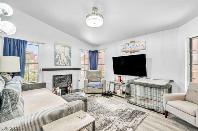 4735 Belshire Drive, Las Vegas, NV 89147