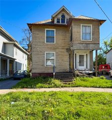 28 Noyes Street, Utica, NY 13502