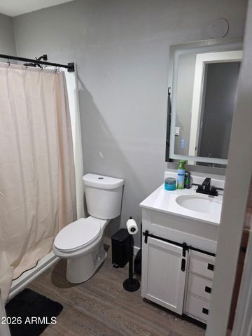 8837 W VIRGINIA Avenue, Phoenix, AZ 85037