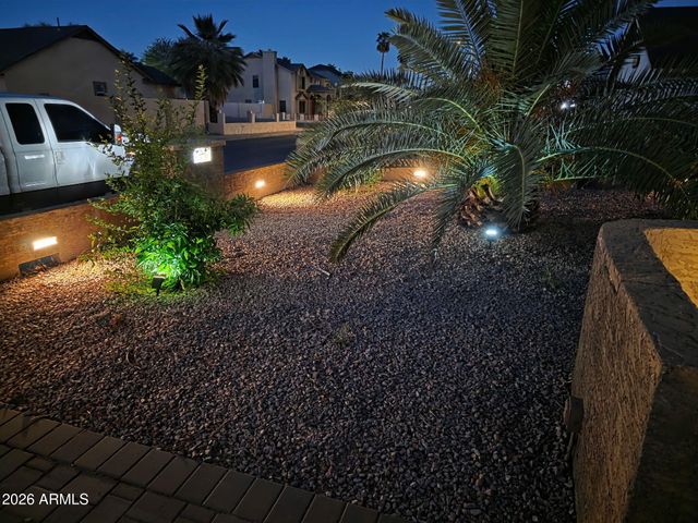 8837 W VIRGINIA Avenue, Phoenix, AZ 85037