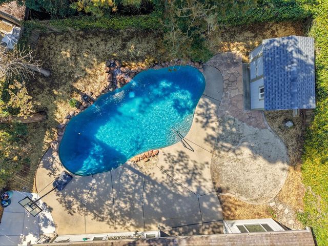 9260 Whittemore Dr, Elk Grove, CA 95624