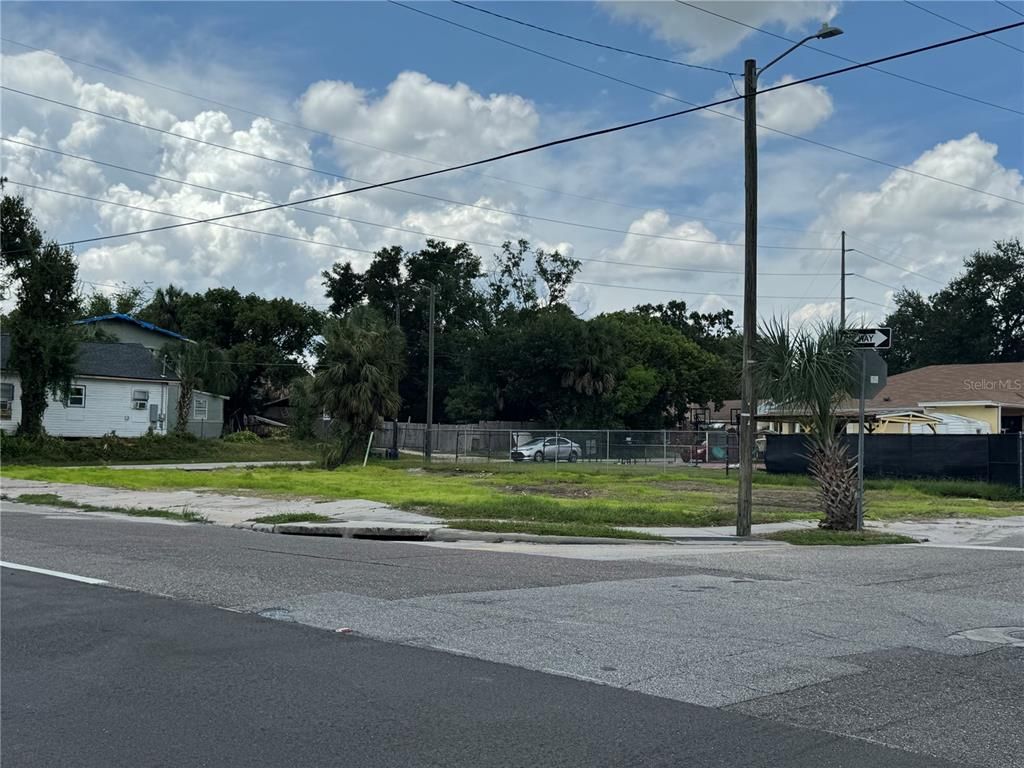 2804 E COLUMBUS DRIVE, Tampa, FL 33605