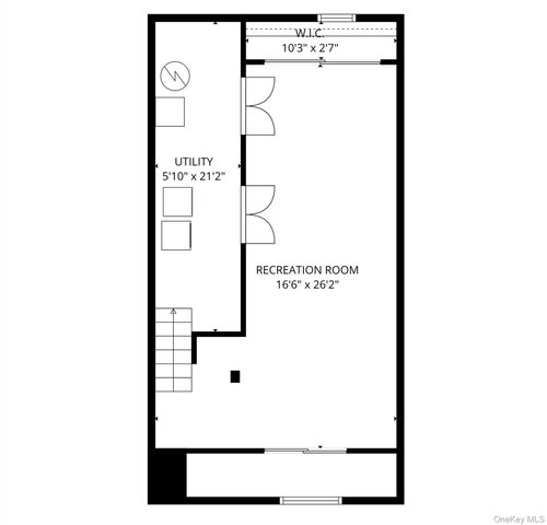 3 Town House Drive, Massapequa Park, NY 11762