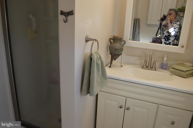 4061 LOCUST LN, Harrisburg, PA 17109