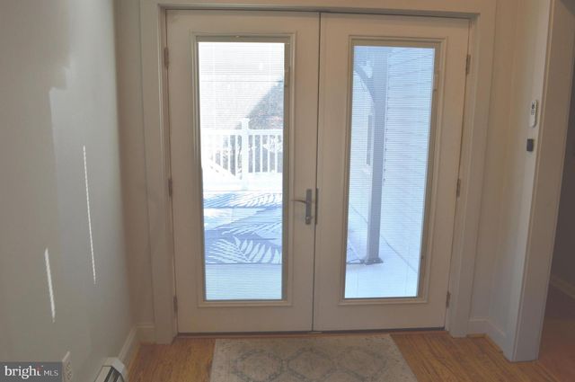 4061 LOCUST LN, Harrisburg, PA 17109