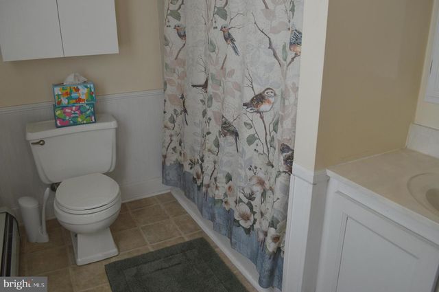 4061 LOCUST LN, Harrisburg, PA 17109