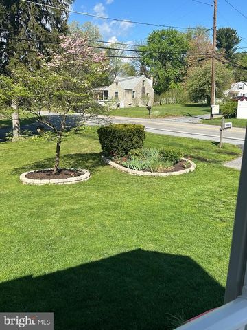 4061 LOCUST LN, Harrisburg, PA 17109