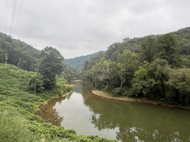 3001 Dryhill Road, Hyden, KY 41749