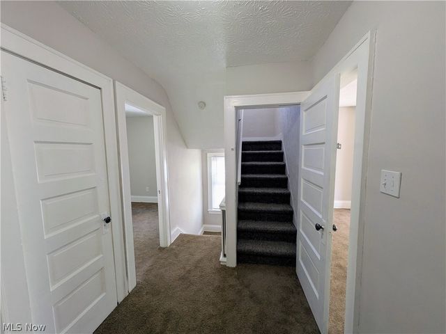 10721 Columbia Avenue, Cleveland, OH 44108