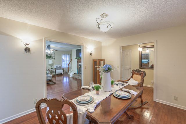 217 Amanda Dr, Bell Buckle, TN 37020