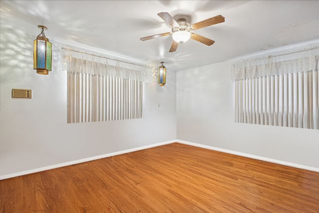 10129 Westmanor Drive, Franklin Park, IL 60131