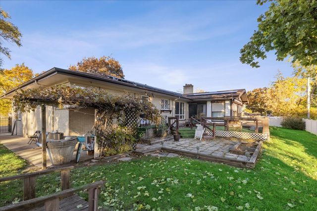 10129 Westmanor Drive, Franklin Park, IL 60131