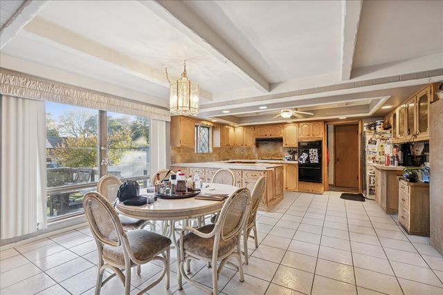 10129 Westmanor Drive, Franklin Park, IL 60131