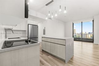 101 Diplomat Pkwy 1206, Hallandale Beach, FL 33009