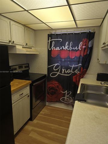 314 S J St 7, Lake Worth, FL 33460