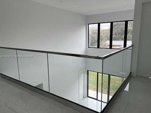 2 Hough Dr, Miami Springs, FL 33166