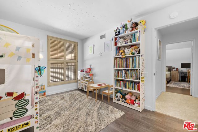 31579 Lindero Canyon Road 8, Westlake Village, CA 91361