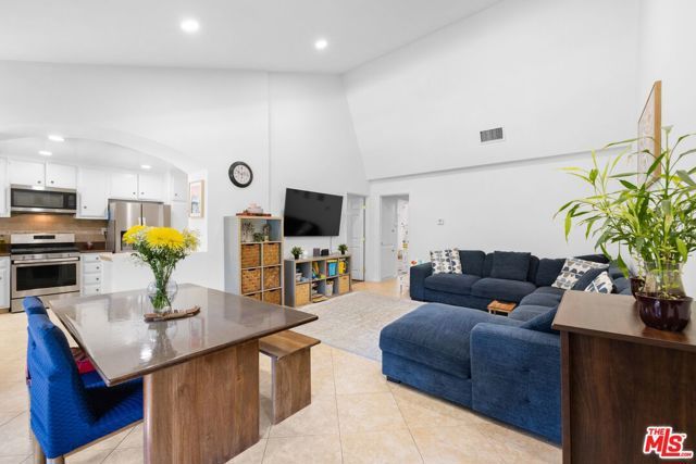 31579 Lindero Canyon Road 8, Westlake Village, CA 91361