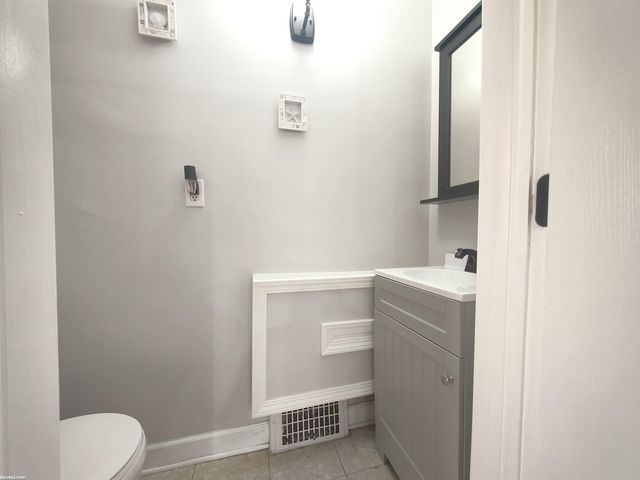 31778 Cloverly Court, Warren, MI 48092