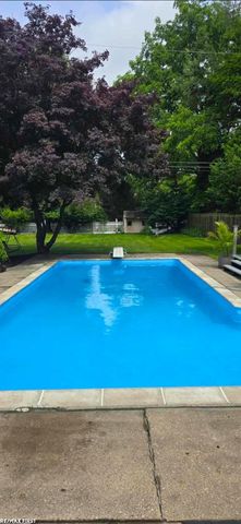 31778 Cloverly Court, Warren, MI 48092